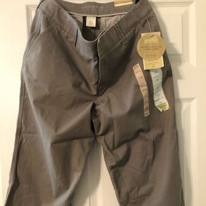 Sonoma grey capris. NWT.
